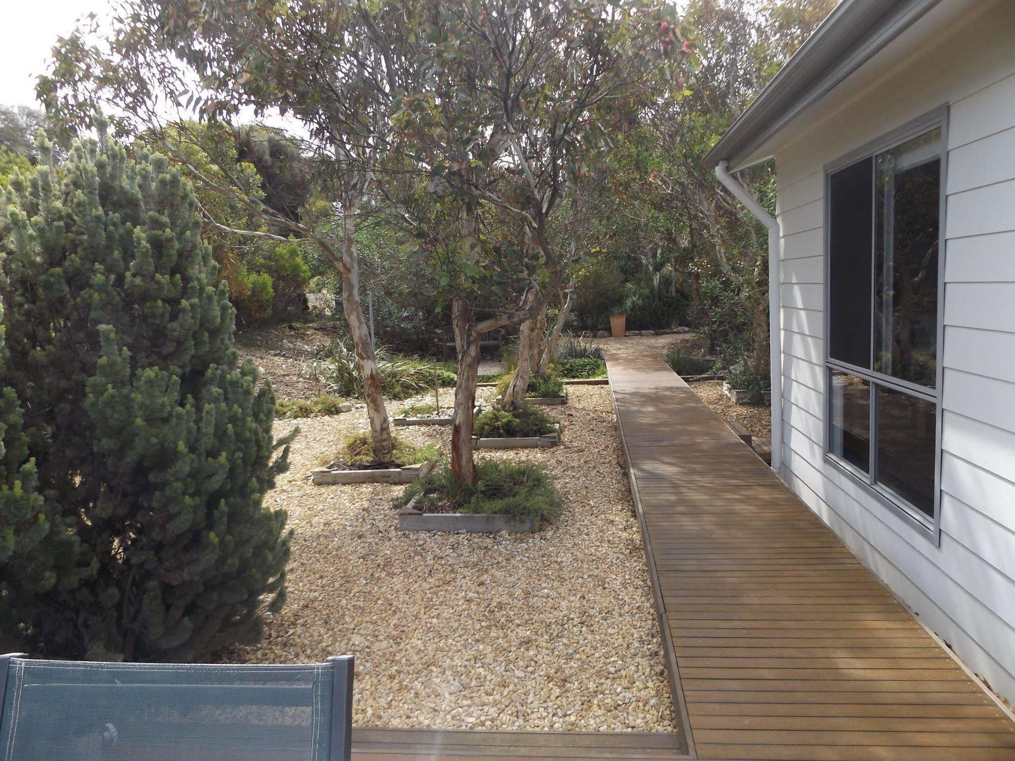 Вилла Coorong Waterfront Retreat Meningie Экстерьер фото